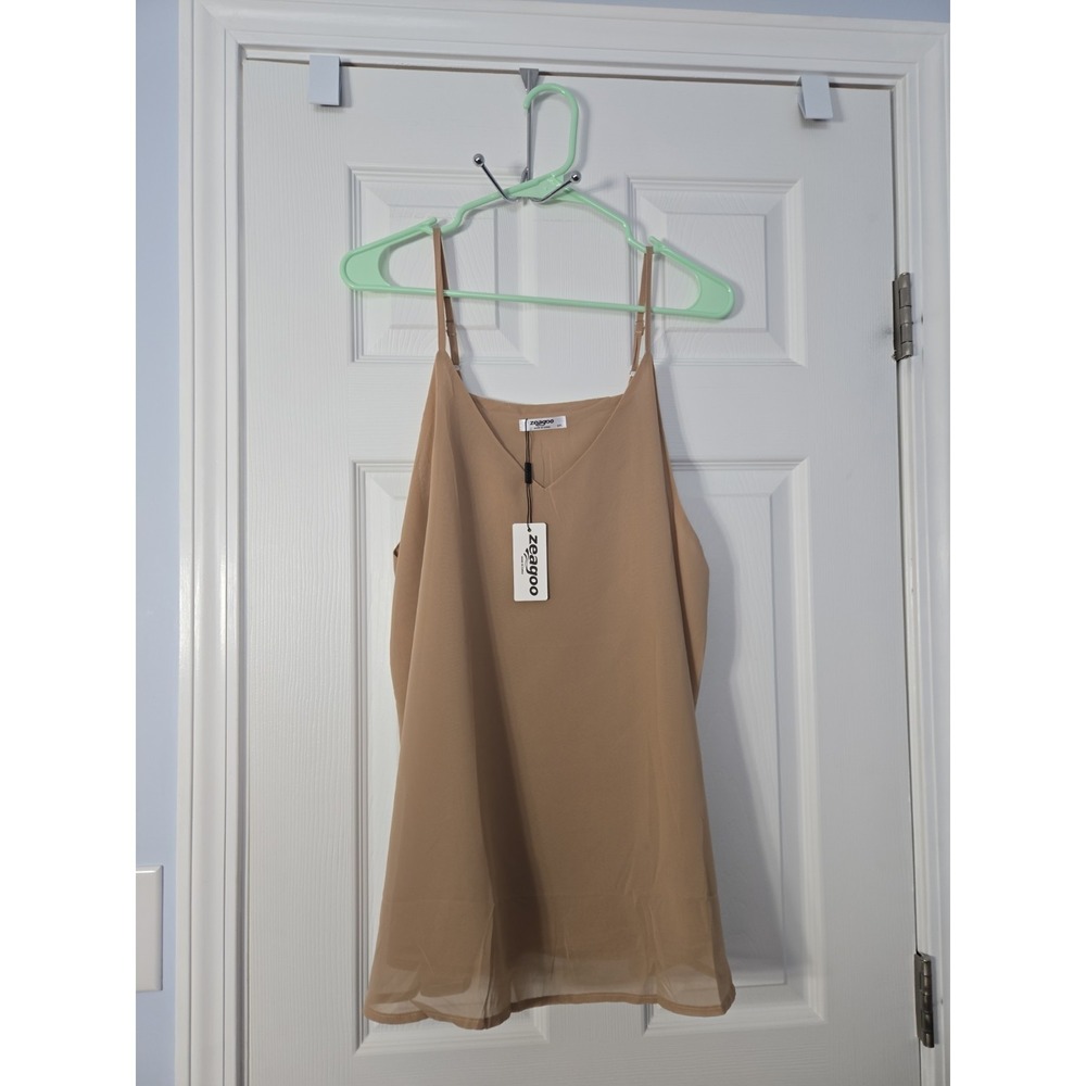Zeagoo Womans Cami Plus Size 2XL Tan. New With Tags.